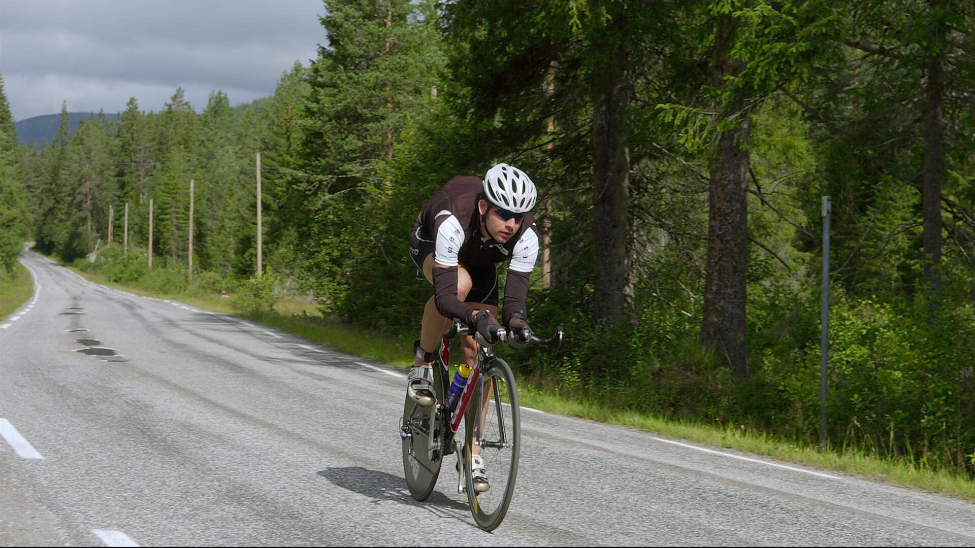 乌拉圭队在巴黎奥运会比赛中展现出高效的快攻配合，奥运会乌拉圭第几个出场